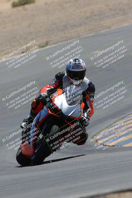 media/Apr-09-2023-SoCal Trackdays (Sun) [[333f347954]]/Turn 10 (115pm)/